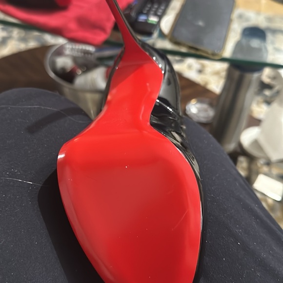 NEVER BEEN WORN CHRISTIAN LOUBUOUTIN PRIVE NEUVE no longer for sale - Picture 3 of 6